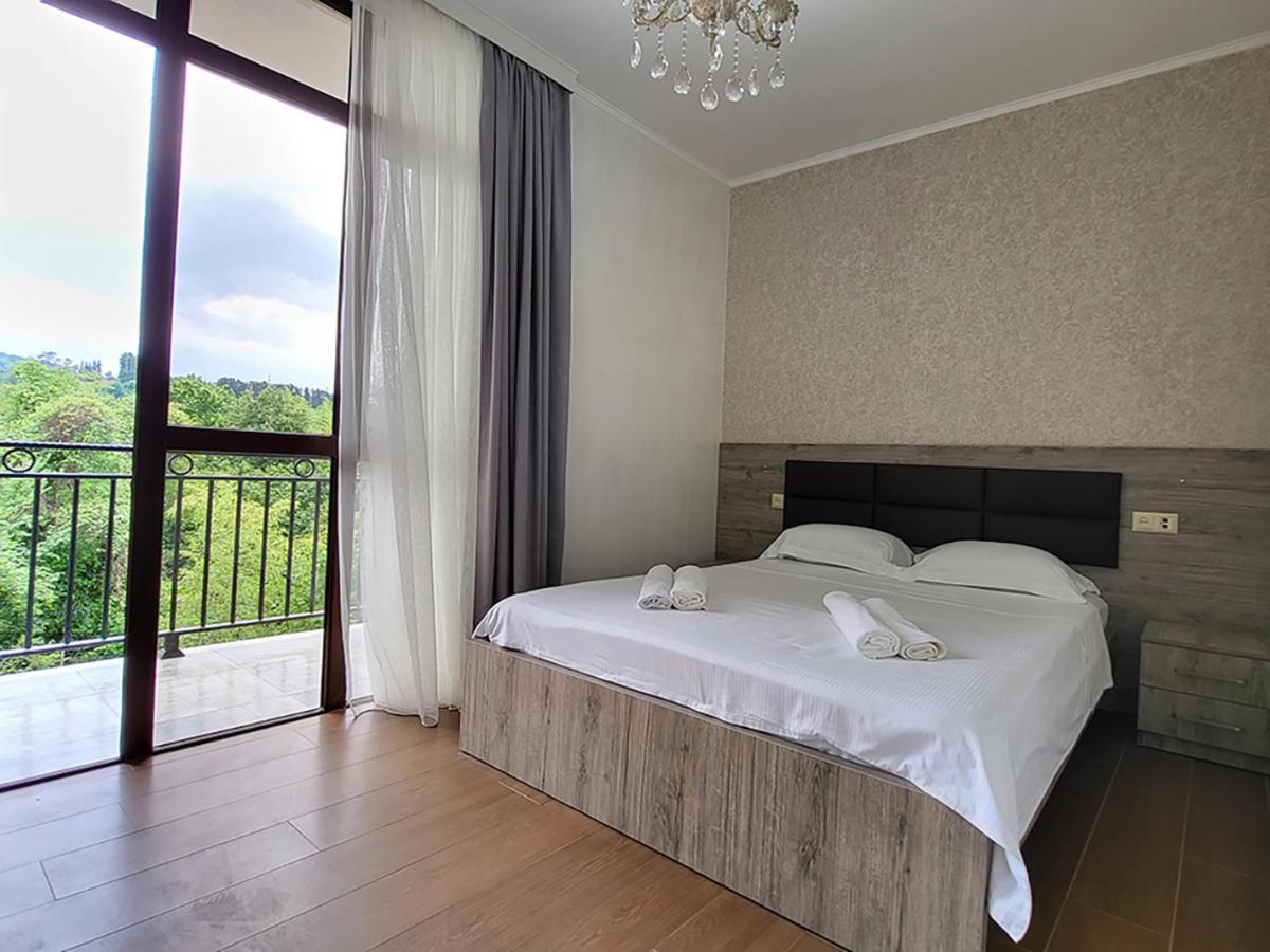 Mite Hotel Чакви Екстериор снимка