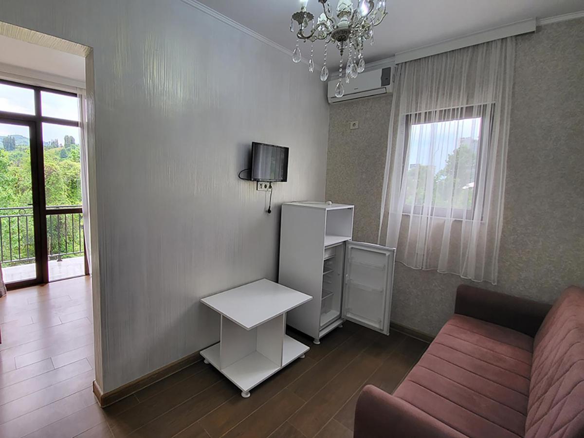 Mite Hotel Чакви Екстериор снимка